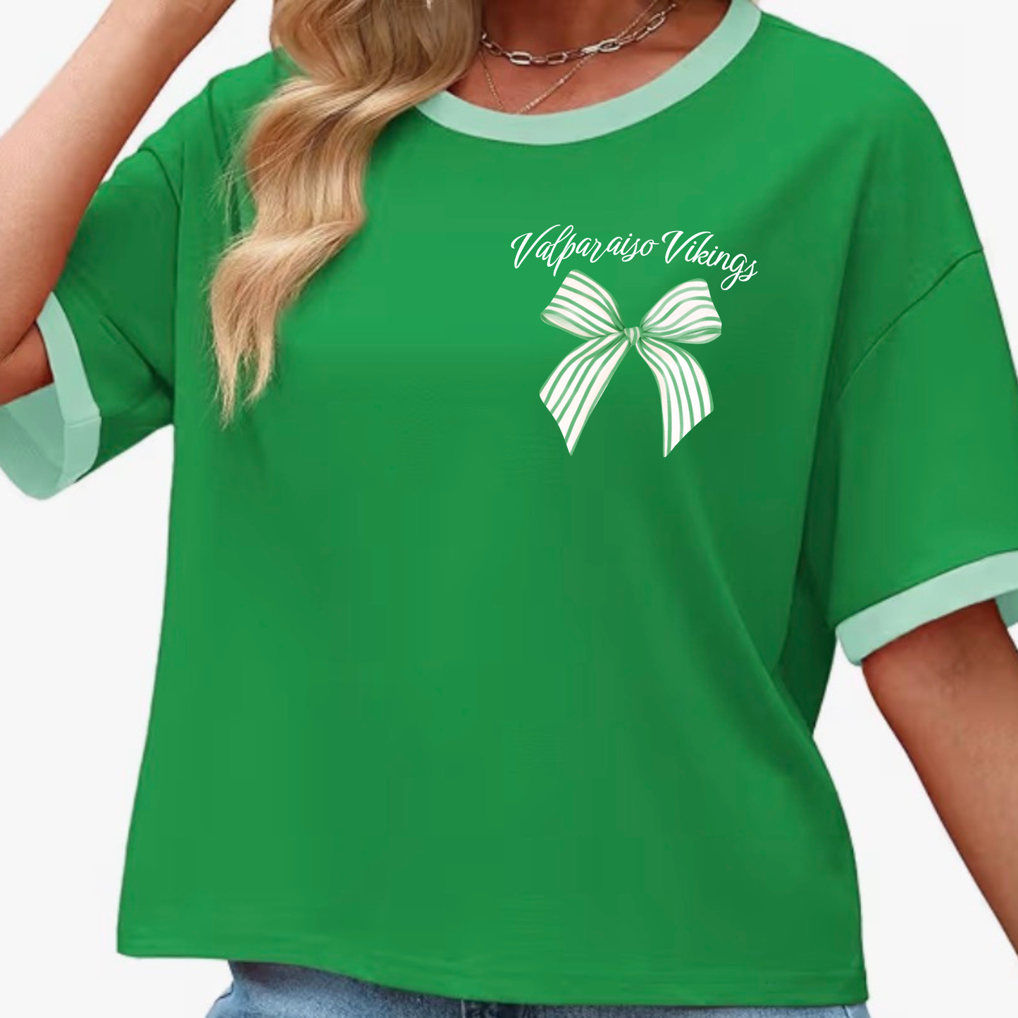 Boxy fit Women’s Bow Tee